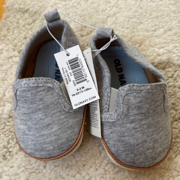 NWT SIZE 0-3 MTHS Old Navy Baby Shoes Stretch Opening Closed Toe Slides Denim - Picture 1 of 5